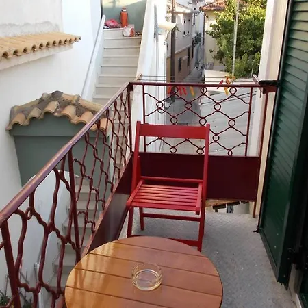 Square 's House *